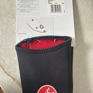 Black and Red Neoprene Sleeve